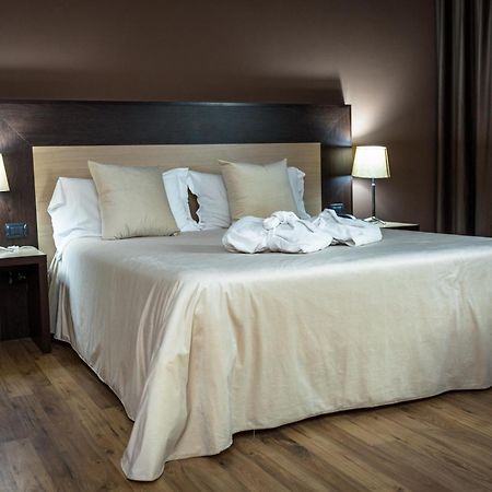 Hotel Don Camillo Brescello Esterno foto