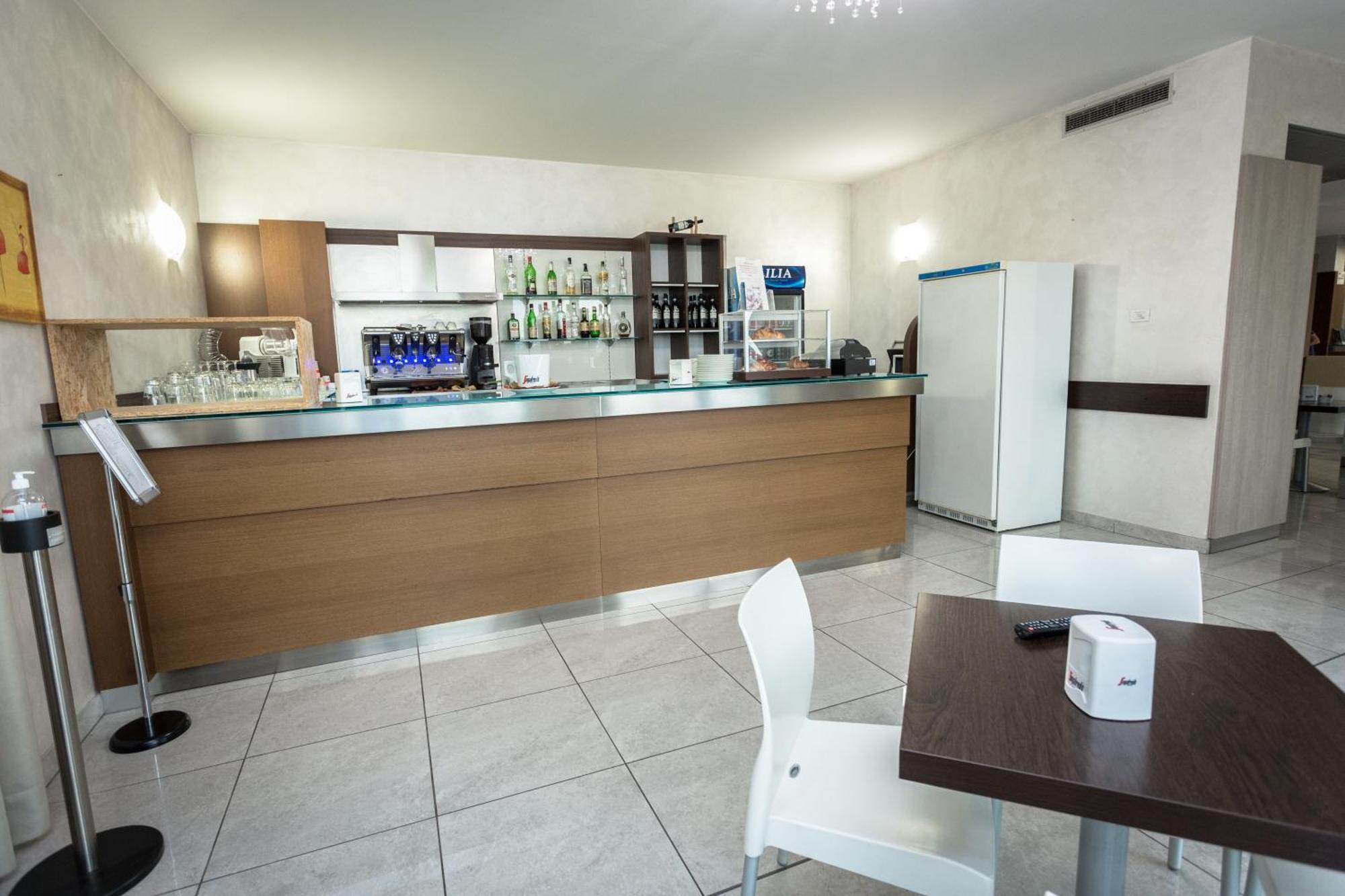 Hotel Don Camillo Brescello Esterno foto