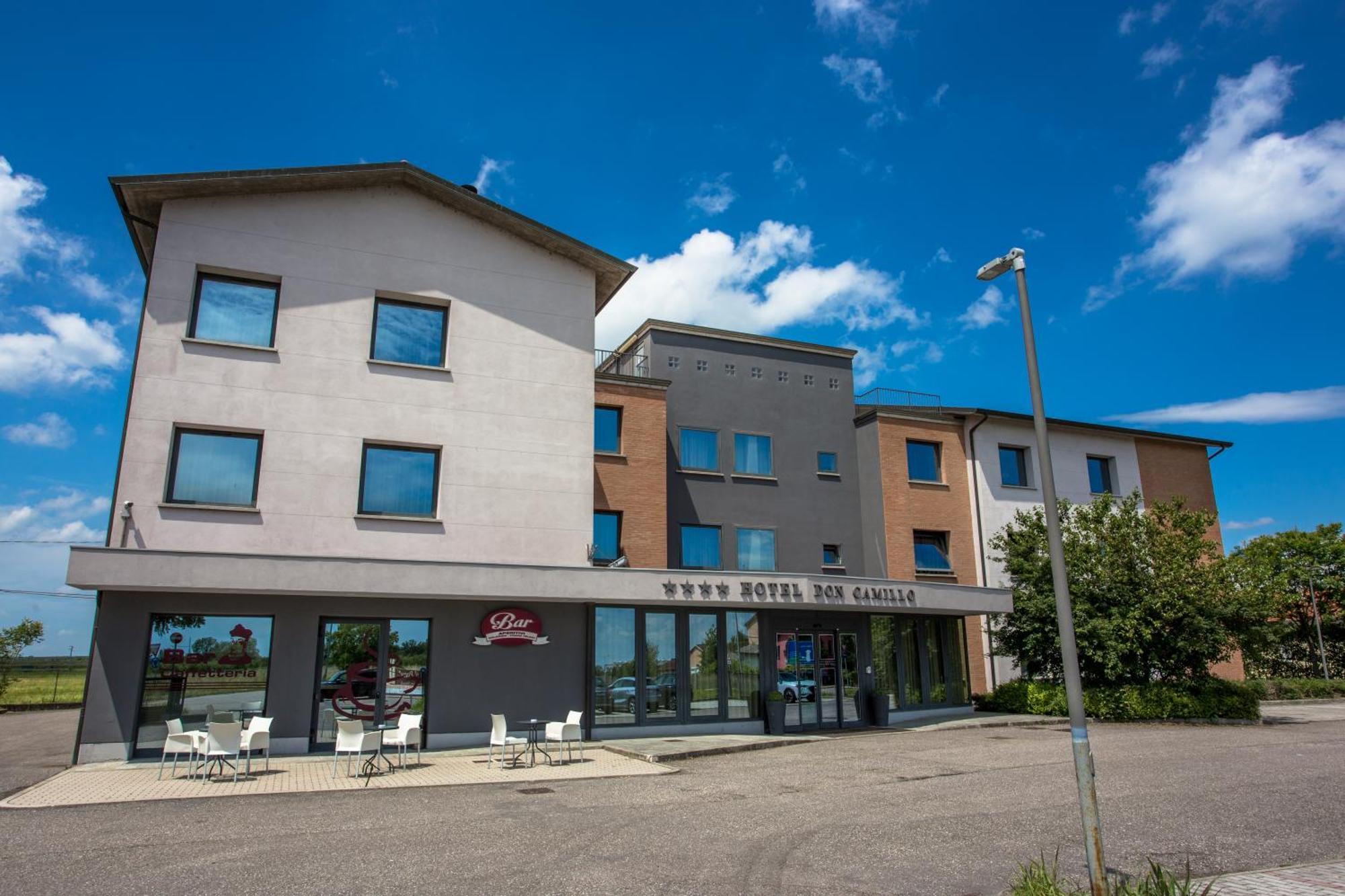 Hotel Don Camillo Brescello Esterno foto