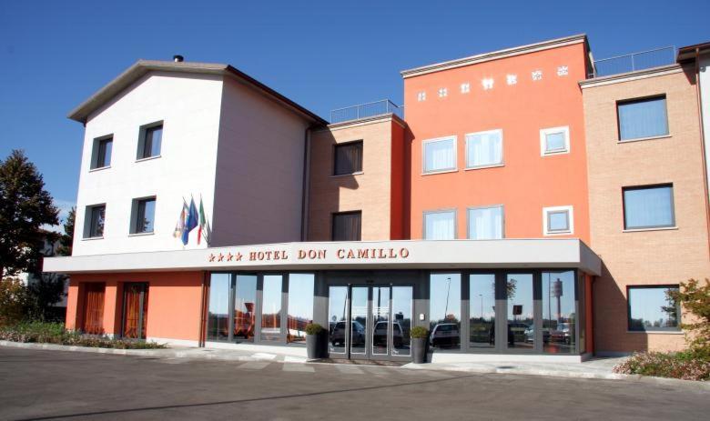 Hotel Don Camillo Brescello Esterno foto